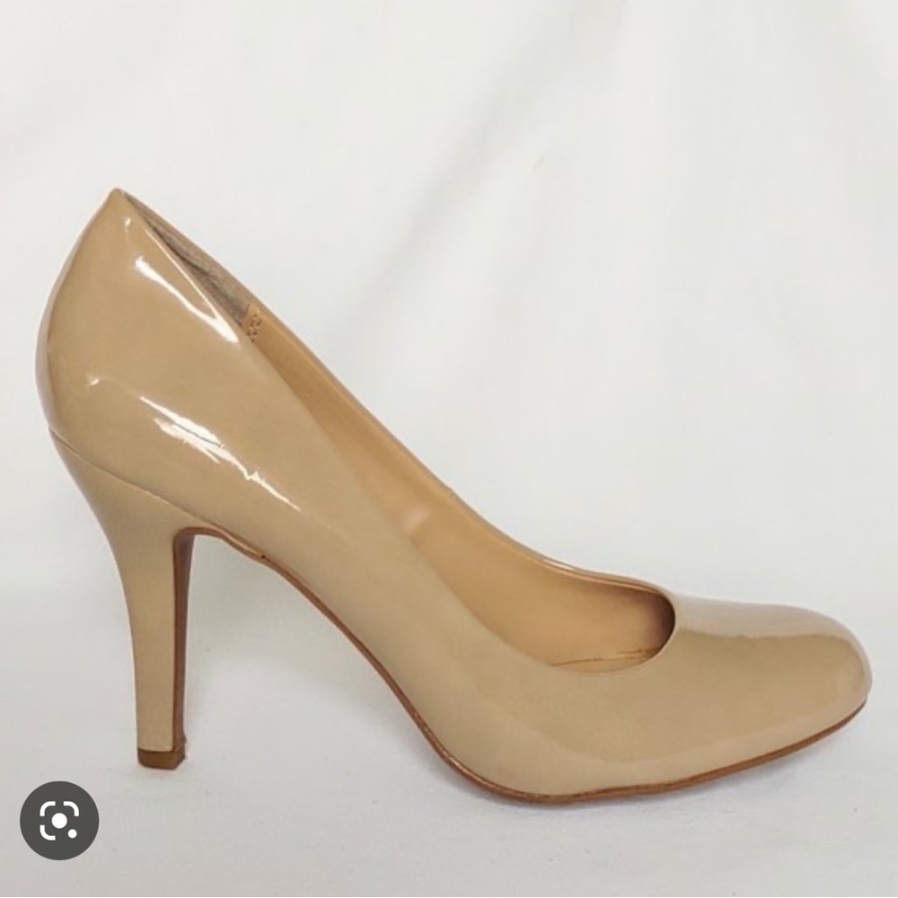 Nine & Co Patent Leather Nude Pumps